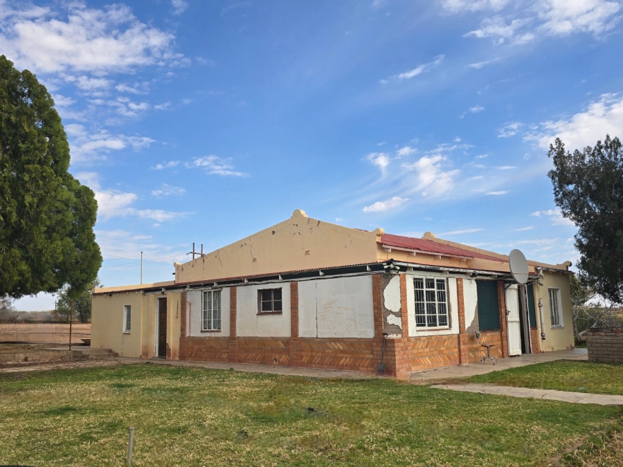 3 Bedroom Property for Sale in Upington Rural Northern Cape